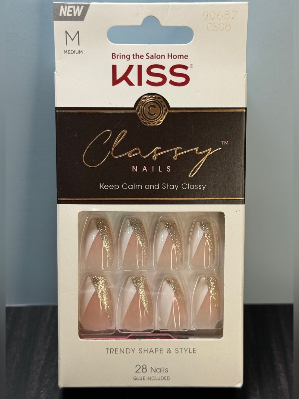 KISS Classy Nails (Medium Length) NIB